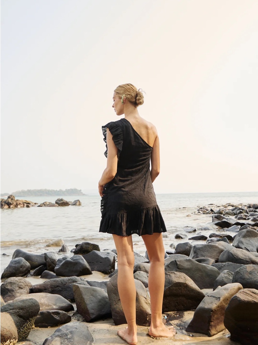 Essgee ADEY RUFFLE DRESS One-Shoulder Ruffle Mini Dress in Black - Picture 4 of 7